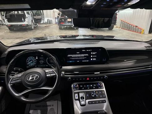 Used 2023 Hyundai Palisade Calligraphy w/ Winter Package AWD/4WD image 8