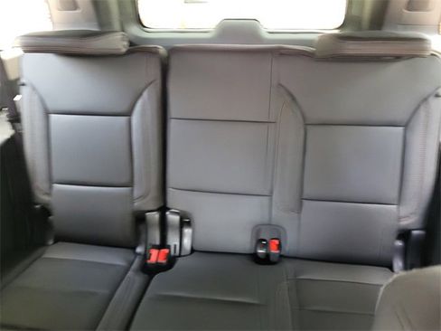 New 2025 Chevrolet Suburban High Country image 17