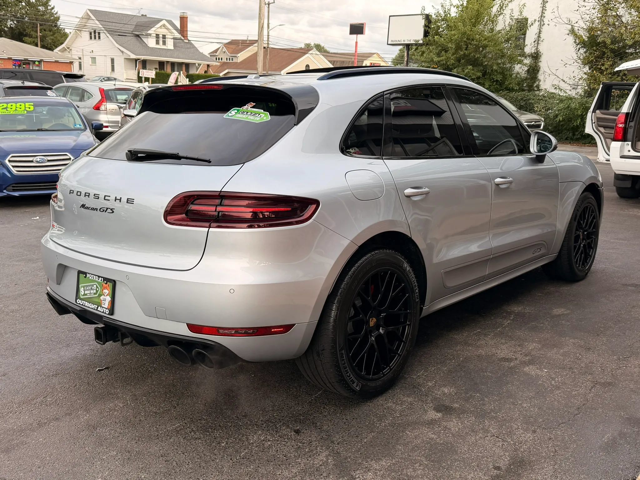 Used 2018 Porsche Macan GTS w/ Premium Package Plus AWD/4WD image 5