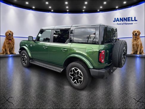 Used 2025 Ford Bronco Outer Banks AWD/4WD image 8