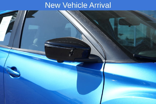 Used 2024 Nissan Kicks SR w/ SR Premium Package FWD image 12