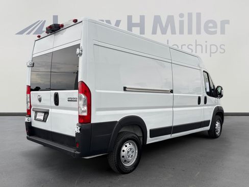 Used 2023 RAM ProMaster 2500 FWD image 5
