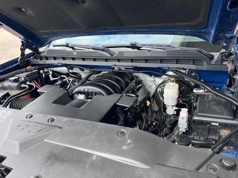 Used 2018 Chevrolet Silverado 1500 LT w/ All Star Edition image 19