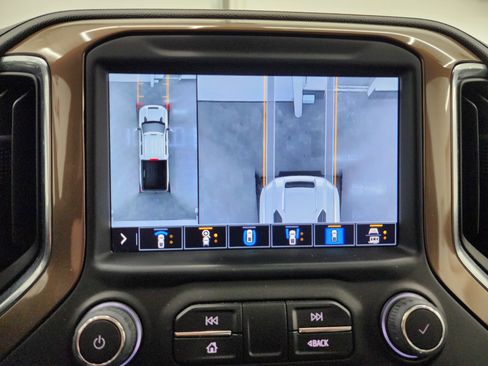 Used 2022 Chevrolet Silverado 3500 High Country image 58