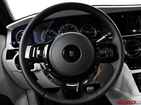 Used 2021 Rolls-Royce Ghost AWD/4WD image 28