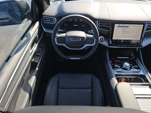 New 2026 Jeep Grand Wagoneer Limited image 37