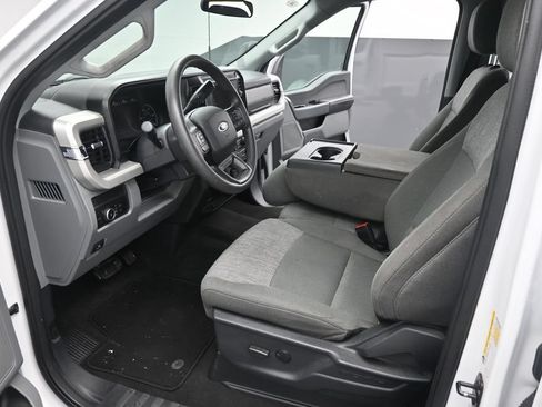 Used 2025 Ford F350 XLT AWD/4WD image 11
