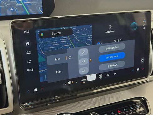 Used 2025 Ford Expedition Active image 34