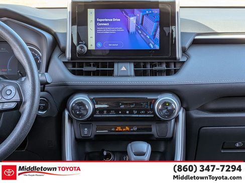 Certified 2025 Toyota RAV4 XLE AWD/4WD image 30