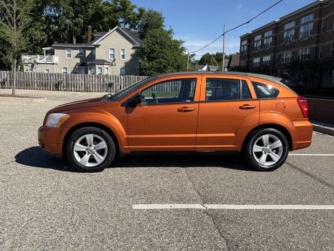 Used 2011 Dodge Caliber Mainstreet FWD image 22