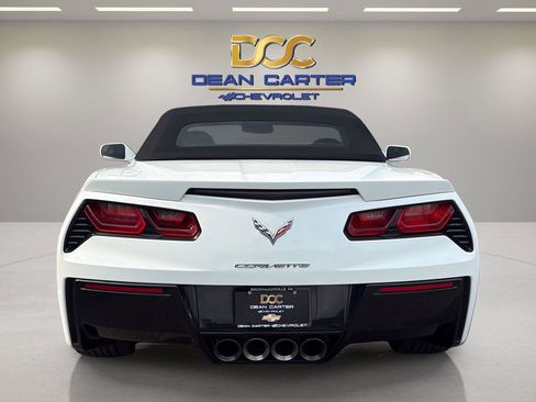 Used 2018 Chevrolet Corvette Stingray Convertible RWD image 11