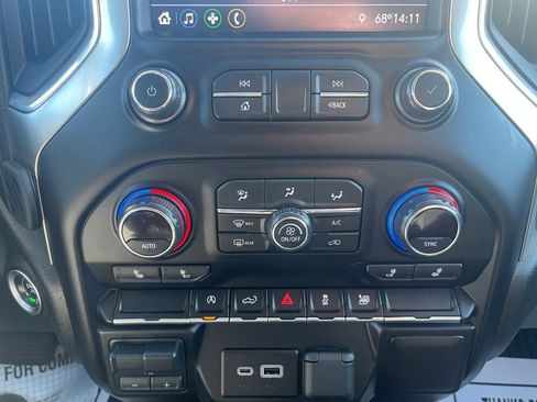 Used 2021 Chevrolet Silverado 1500 LT image 31