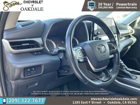 Used 2023 Toyota Highlander XLE image 14
