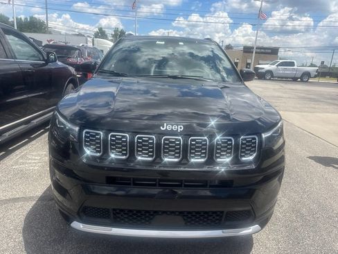 Used 2024 Jeep Compass Limited w/ Elite Group AWD/4WD image 6