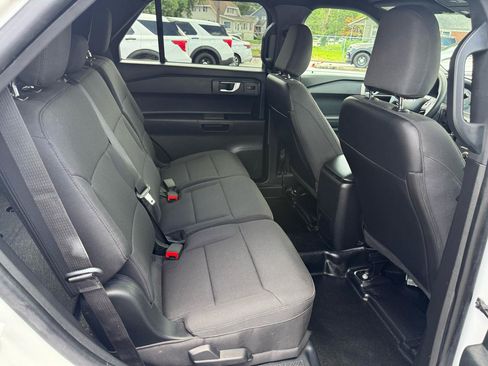 Used 2024 Ford Explorer 4WD Police Interceptor image 28
