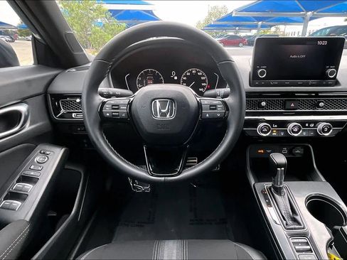 Used 2023 Honda Civic Sport image 6