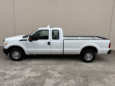 Used 2011 Ford F250 XL w/ PWR Equipment Group RWD image 6