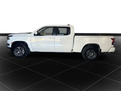 New 2025 Nissan Frontier SV AWD/4WD image 2