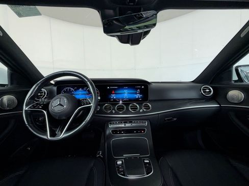 Used 2023 Mercedes-Benz E 350 4MATIC Sedan image 23