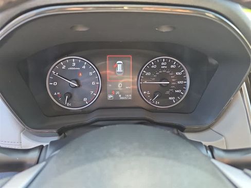 Used 2024 Subaru Outback Premium AWD/4WD image 21