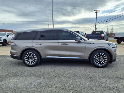 Used 2020 Lincoln Aviator Reserve w/ Equipment Group 201A image 21