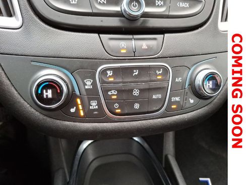 Used 2022 Chevrolet Malibu LT image 10