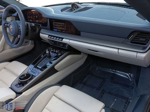 Used 2026 Porsche 911 Targa 4S image 20