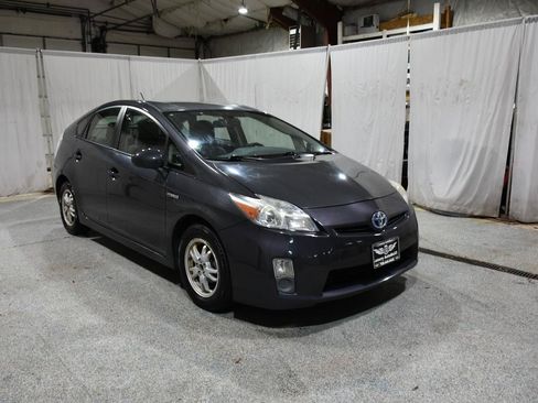 Used 2010 Toyota Prius Five FWD image 3