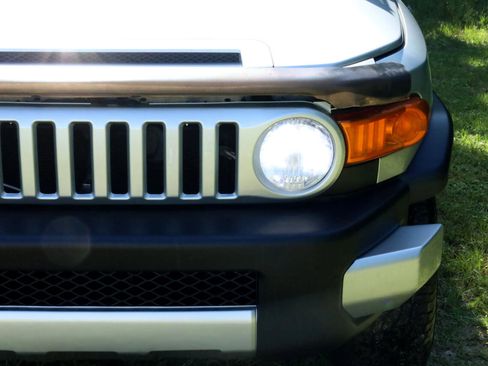 Used 2008 Toyota FJ Cruiser 4WD image 20