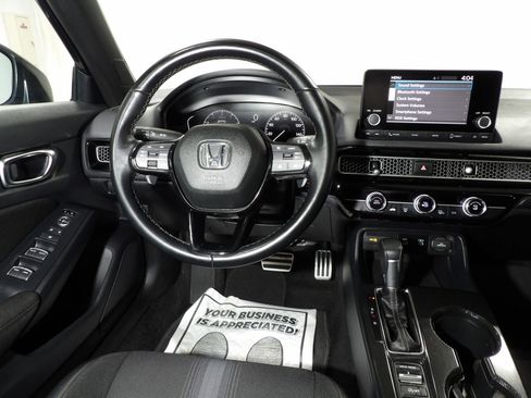 Used 2025 Honda Civic Sport image 12
