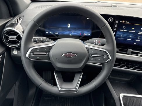 New 2026 Chevrolet Equinox LT w/ Midnight Edition image 19