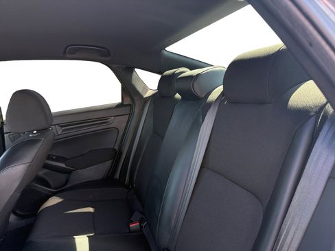 Used 2023 Honda Civic Sport image 11