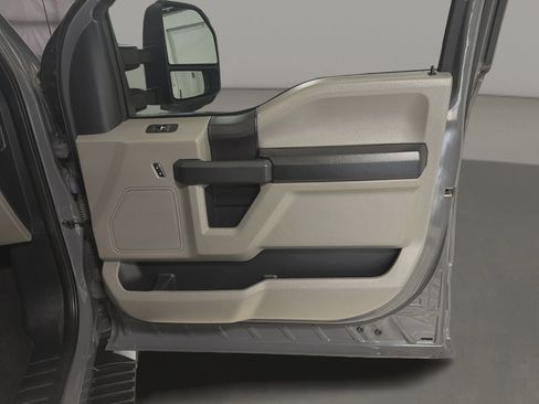 Used 2020 Ford F150 XL w/ Equipment Group 101A Mid AWD/4WD image 15