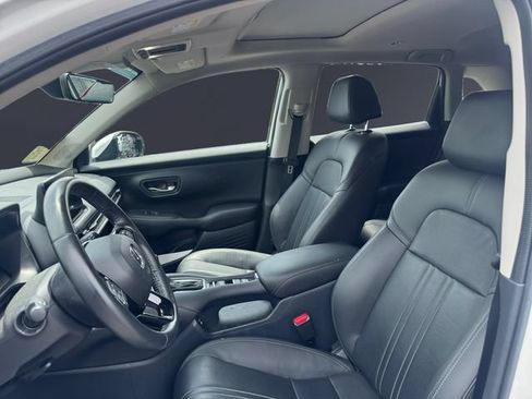 Certified 2024 Honda HR-V EX-L image 9