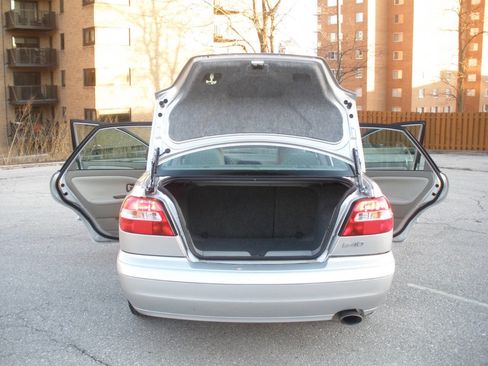 Used 2003 Volvo S40 image 22