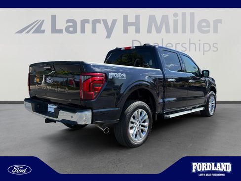 Used 2024 Ford F150 Lariat w/ FX4 Off-Road Package AWD/4WD image 5