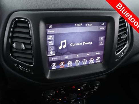 Used 2021 Jeep Compass Trailhawk AWD/4WD image 3