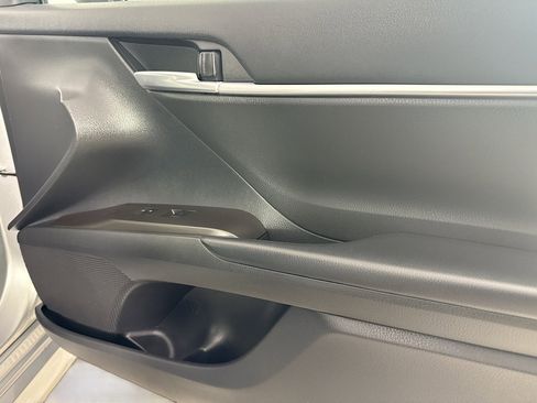 Used 2023 Toyota Camry LE image 30
