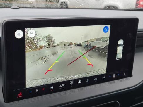 New 2025 Ford Maverick XLT w/ XLT Luxury Package image 32