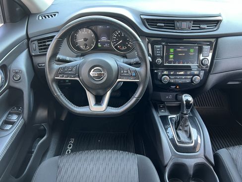 Used 2020 Nissan Rogue SV AWD/4WD image 33