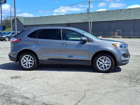 Used 2024 Ford Edge SEL AWD/4WD image 8