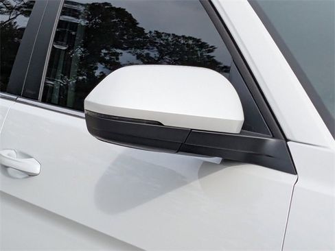 New 2026 Volkswagen Atlas SE image 9