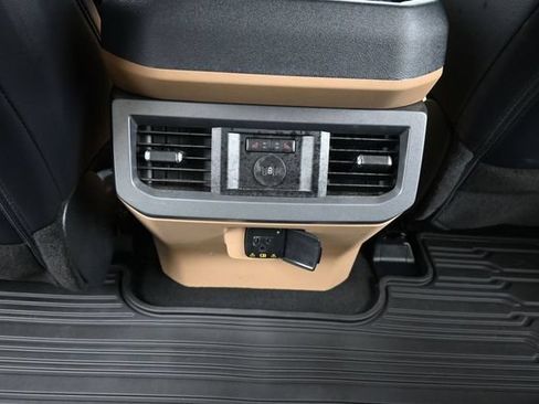 Used 2025 Ford F350 Lariat w/ Chrome Package AWD/4WD image 16