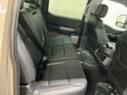 New 2026 Ford F250 Lariat w/ Chrome Package AWD/4WD image 18
