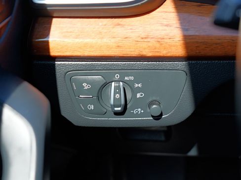 Certified 2022 Audi Q5 2.0T Premium w/ Convenience Package image 21