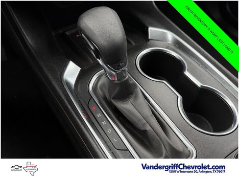 Used 2023 Chevrolet Traverse LT AWD/4WD image 19