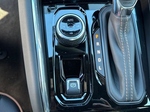 New 2026 GMC Canyon AT4 image 31