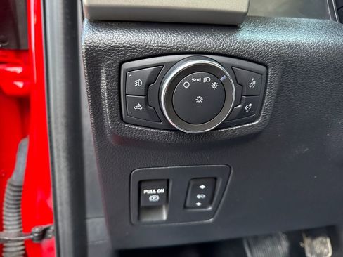 Used 2020 Ford F150 Lariat image 18