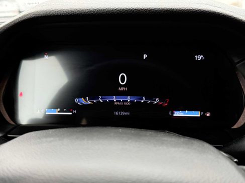 Used 2024 Jeep Grand Cherokee Limited image 19