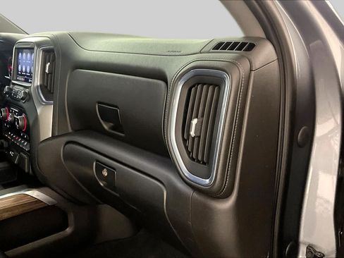 Used 2021 Chevrolet Silverado 1500 LT Trail Boss w/ Convenience Package II AWD/4WD image 17